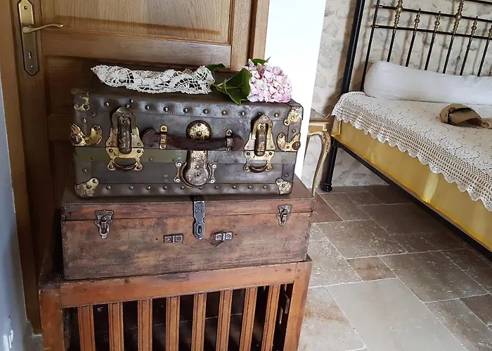 Chateau Le Truch 住宿加早餐酒店 蒙桑